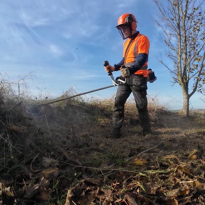 strimming services angus